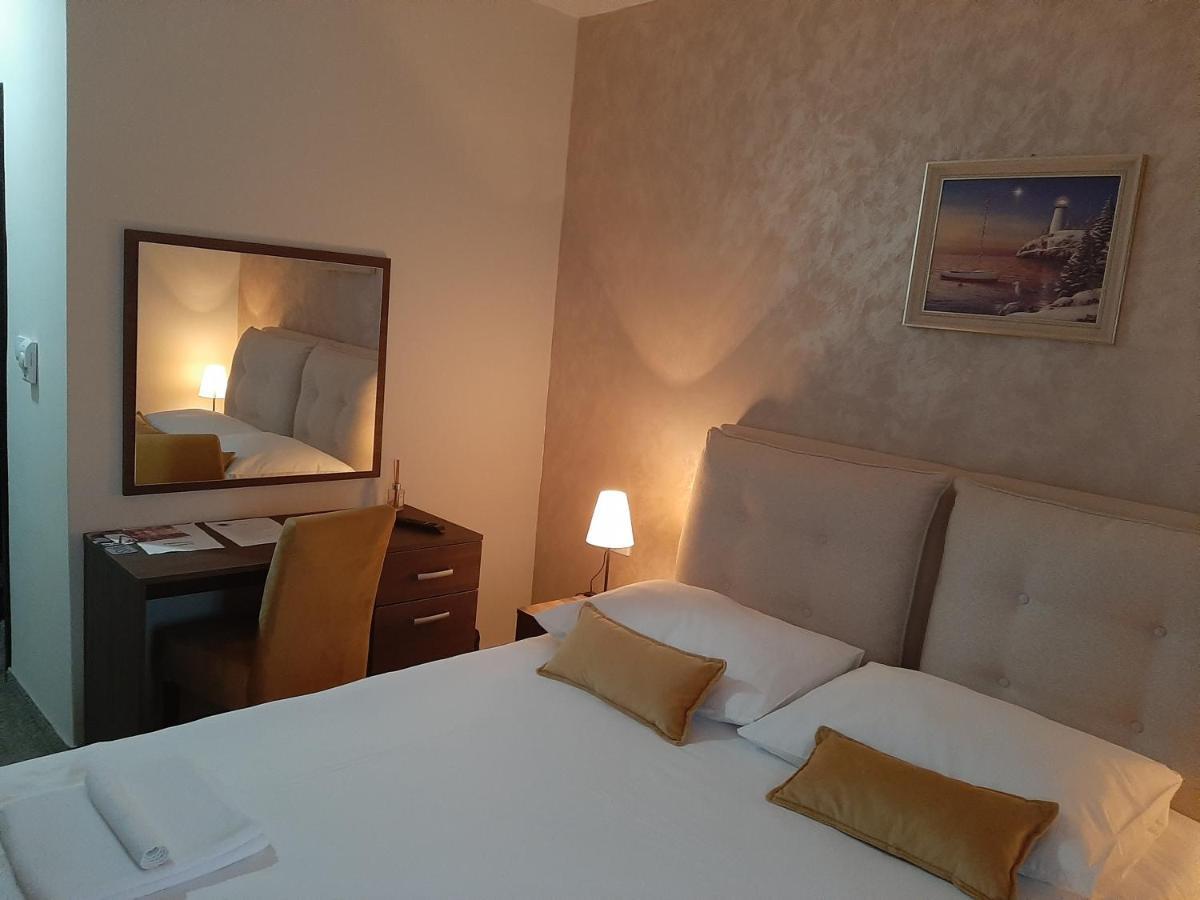 Hotel Usce Šabac Eksteriør bilde